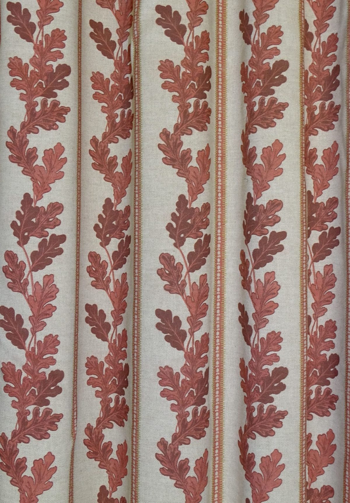 Oakleaf Stripe - Soft Red